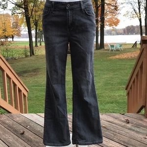 Eddie Bauer jeans size 8R